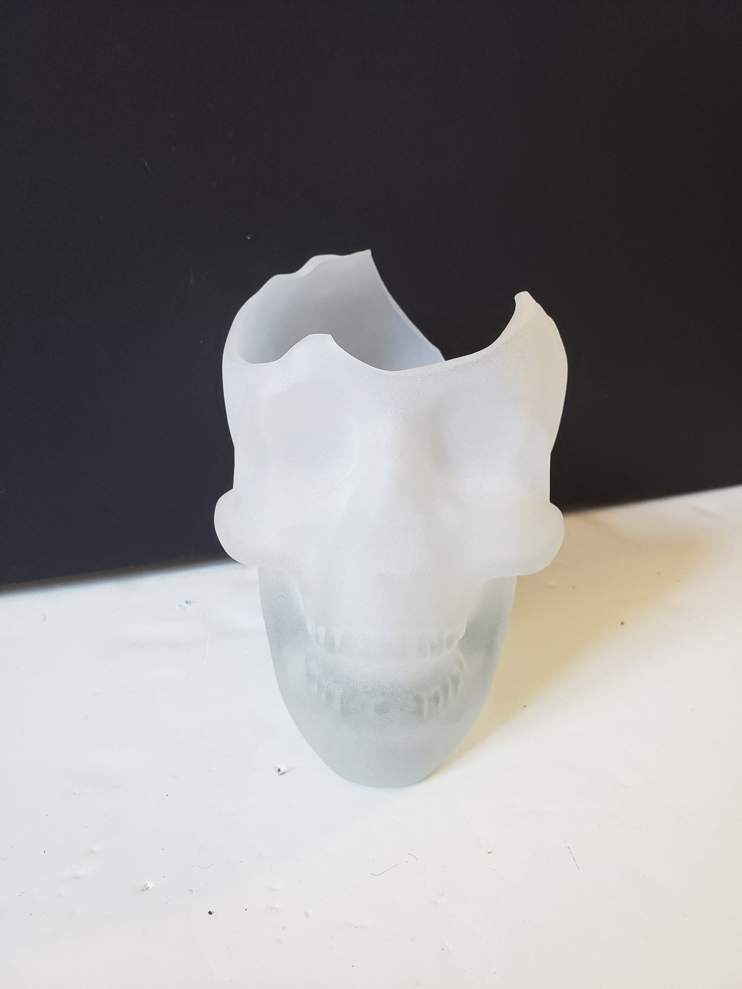 Shattered Glass Skull Vase