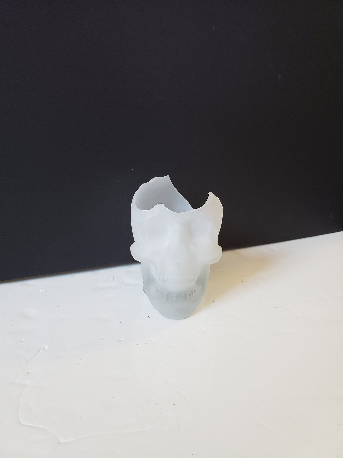 Shattered Glass Skull Vase