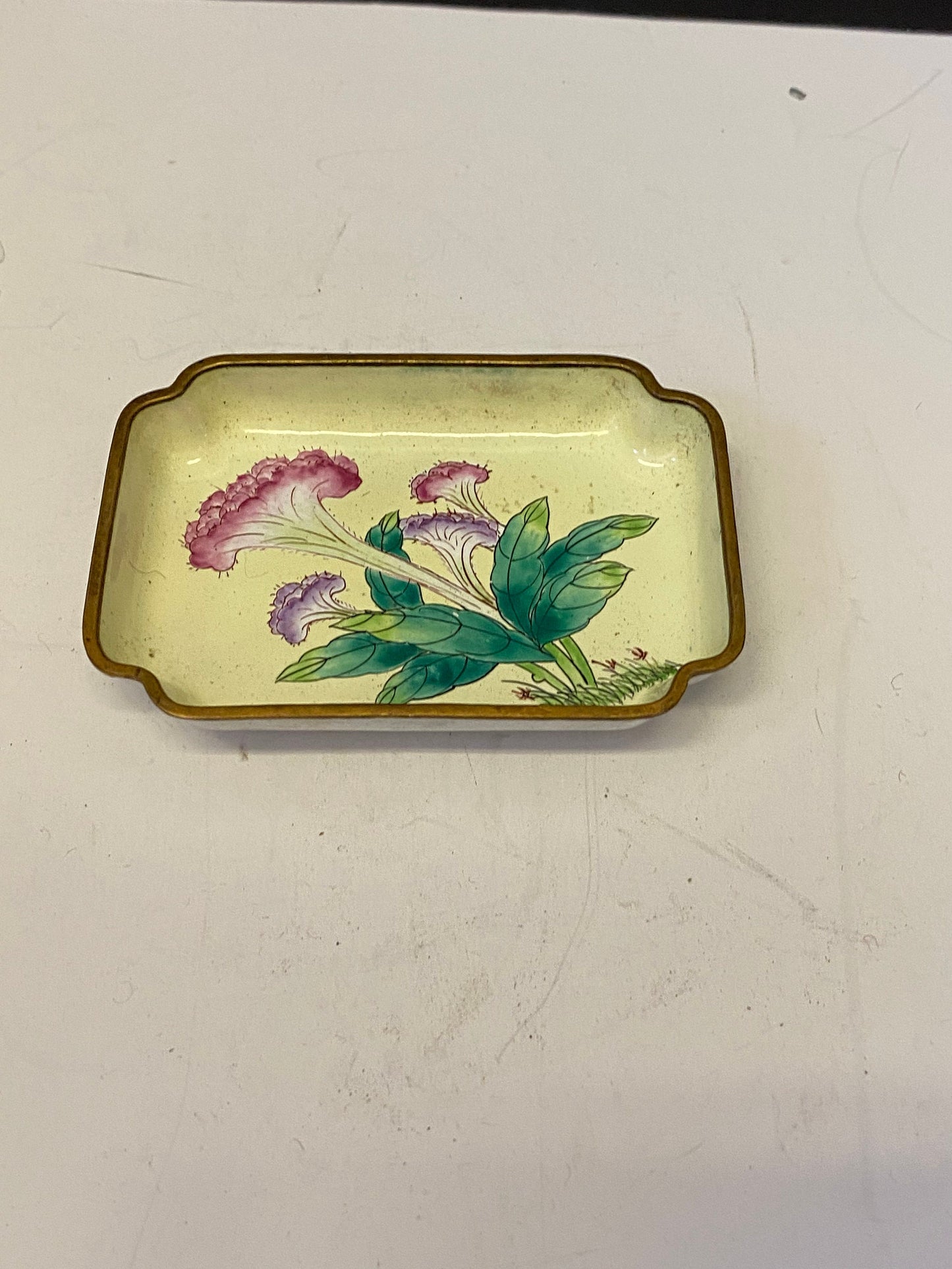 Chinese antique enamel pin tray 4 inches