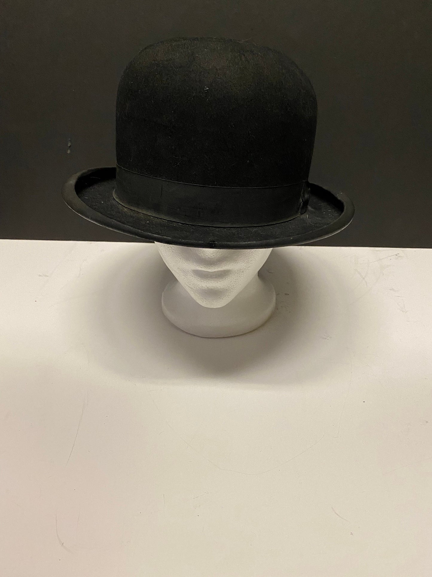 A  Stunning antique Biltmore leather lined mens bowler  hat  medium sized head   8 x 7 inner measurements