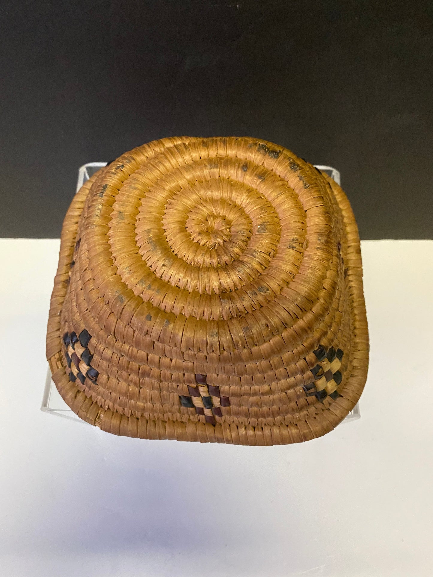 A 6.5 inch Authentic Indigenous First Nations Coast Salish woven basket in mint condition Tight knit rare piece - 1920s wow