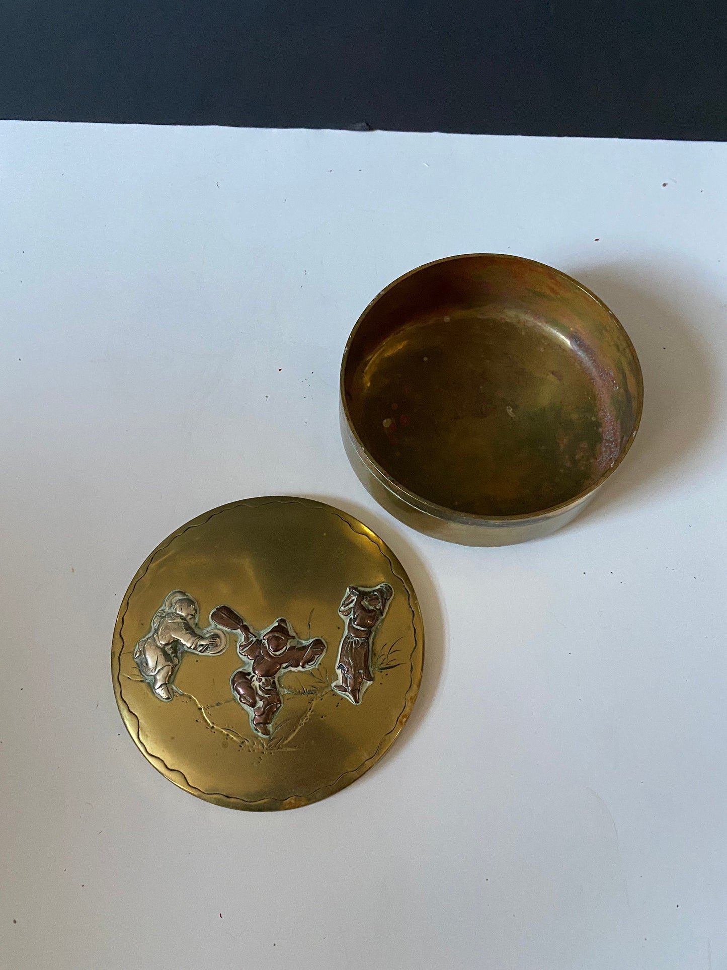 Antique and chinese brass and copper lidded box 6 x 2 inches Wonderful detail and quality -Ready to use or gift