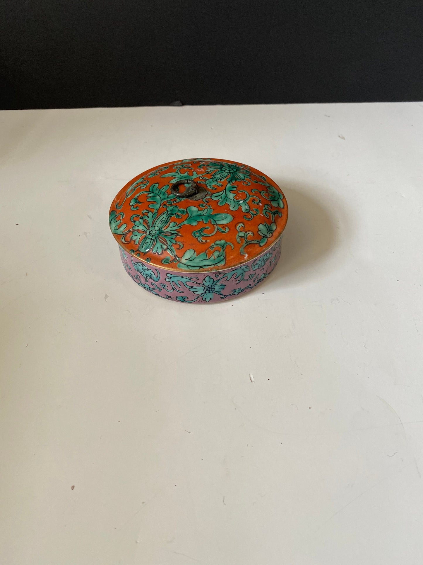 An Absolutely fabulous Antique Chinese famille rose porcelain box with bronze top Rare double facetted colour scheme 5 x 2 inches