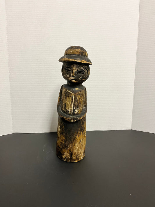 Very cool 12 inch Peruvian carved wooden statue Extremely old with amazing patina and great detailing possibly tribal