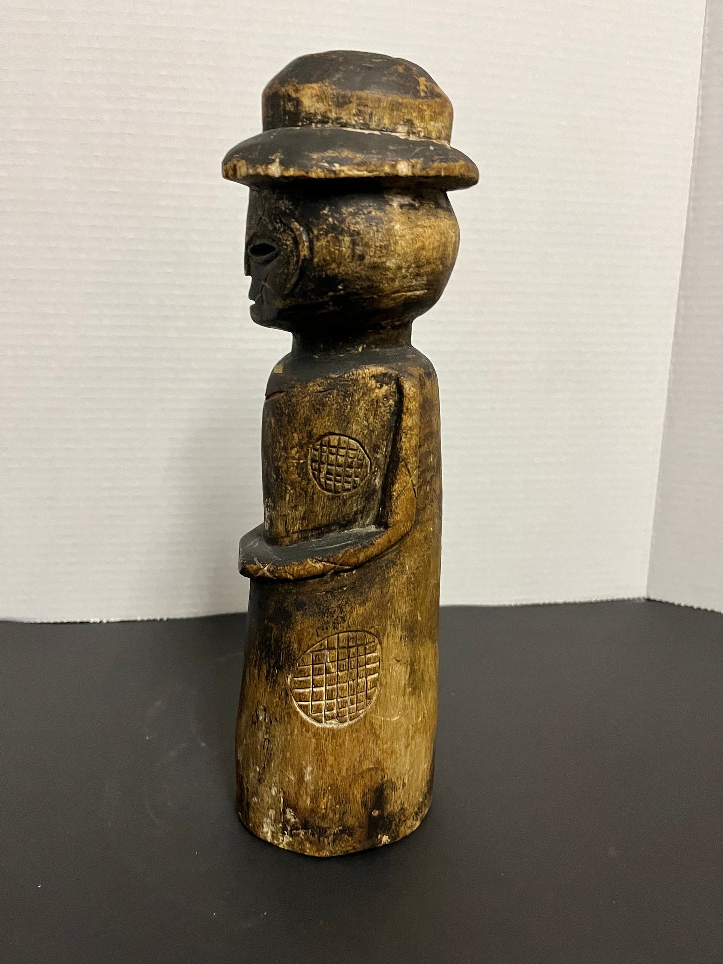 Very cool 12 inch Peruvian carved wooden statue Extremely old with amazing patina and great detailing possibly tribal
