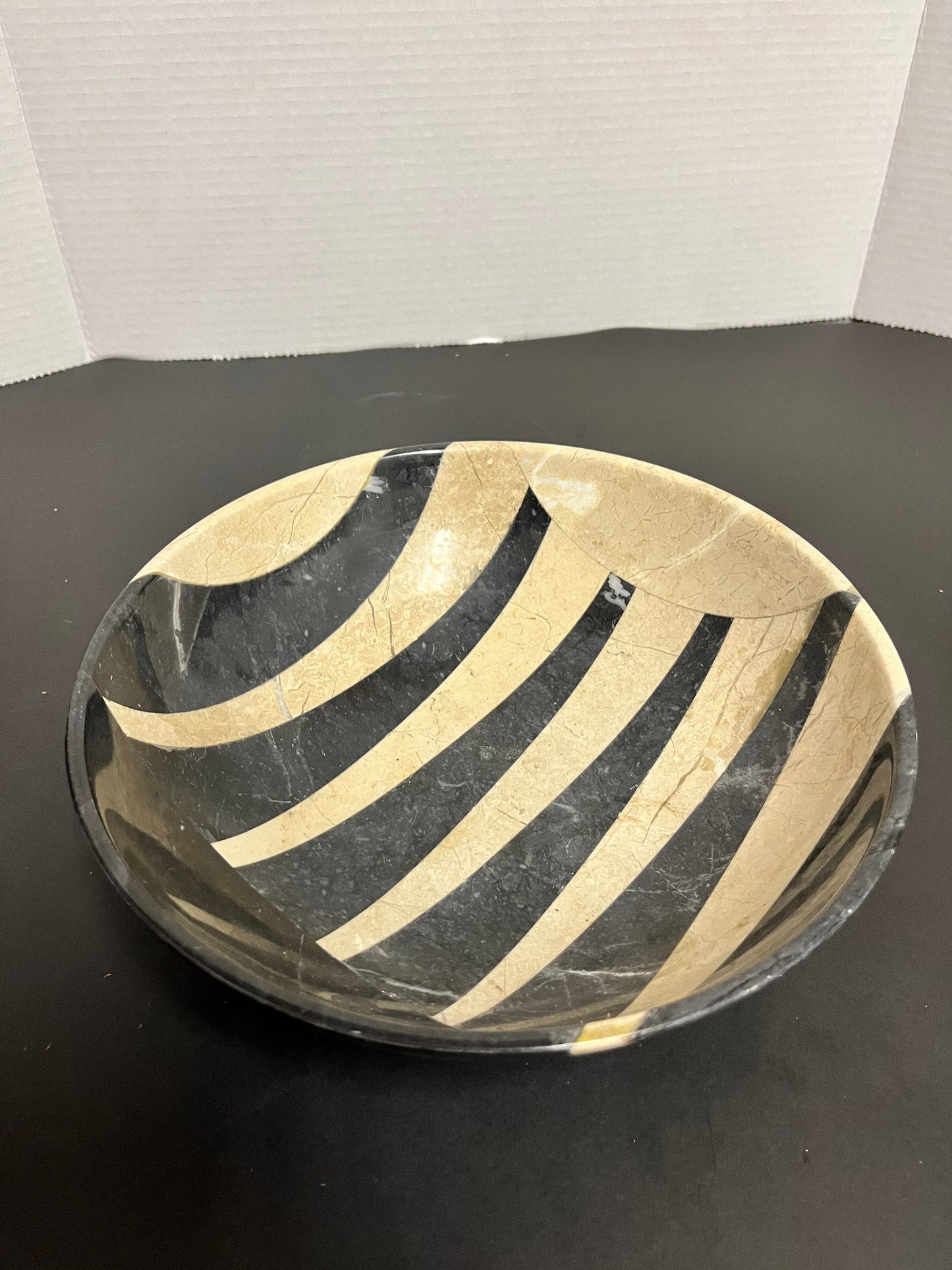Museum quality, Zuni stone bowl very rare unbelievable quality piece of traditional Zuni stone work simply stunning traditional piece