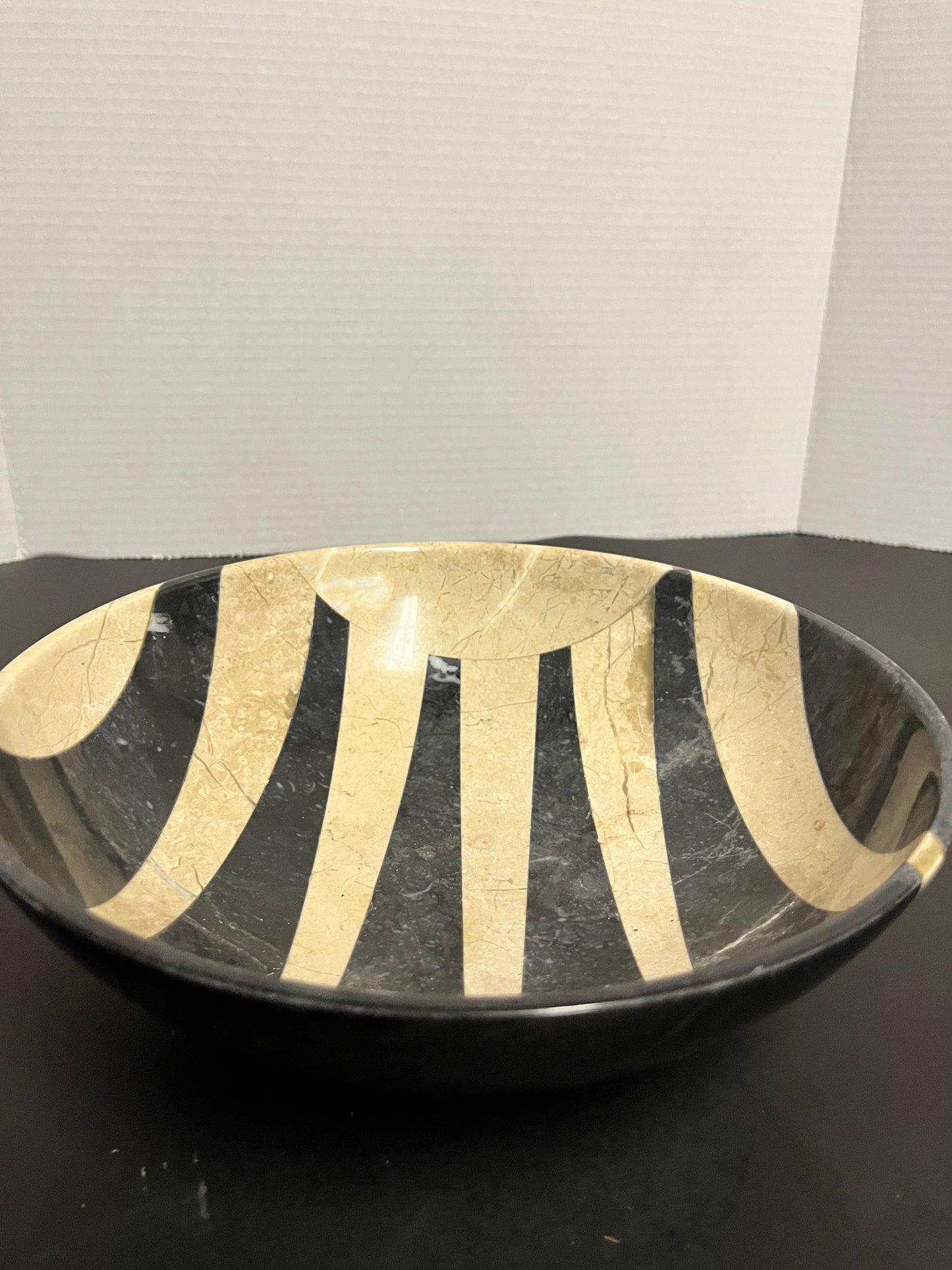 Museum quality, Zuni stone bowl very rare unbelievable quality piece of traditional Zuni stone work simply stunning traditional piece