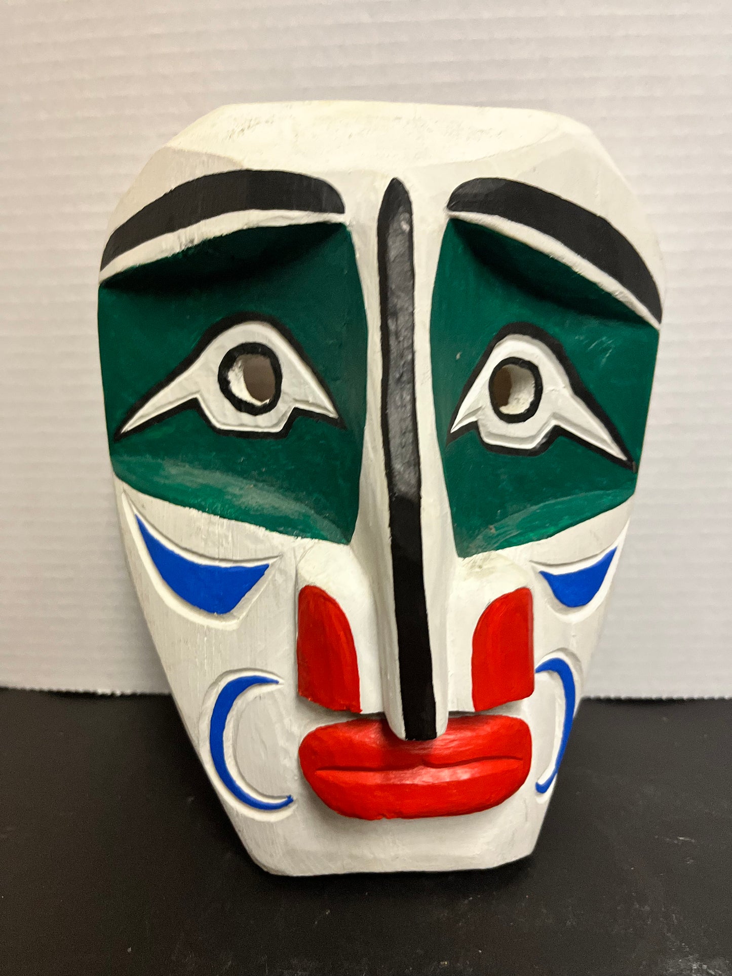 Stunning 9 inch signed, indigenous first nations carved and well painted Mask wonderful imagery, and ready to hang and perfect gift