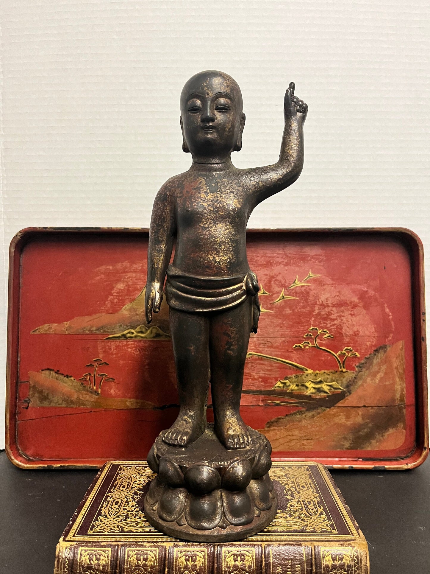 Absolutely fabulous museum quality 10.5 inch, 18 century to bathroom bronze of a deity or God.