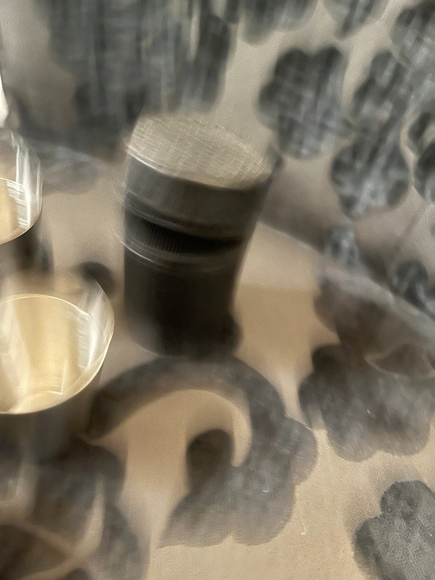 4 metal shot glasses in leather holder cool good for picnic or home bar