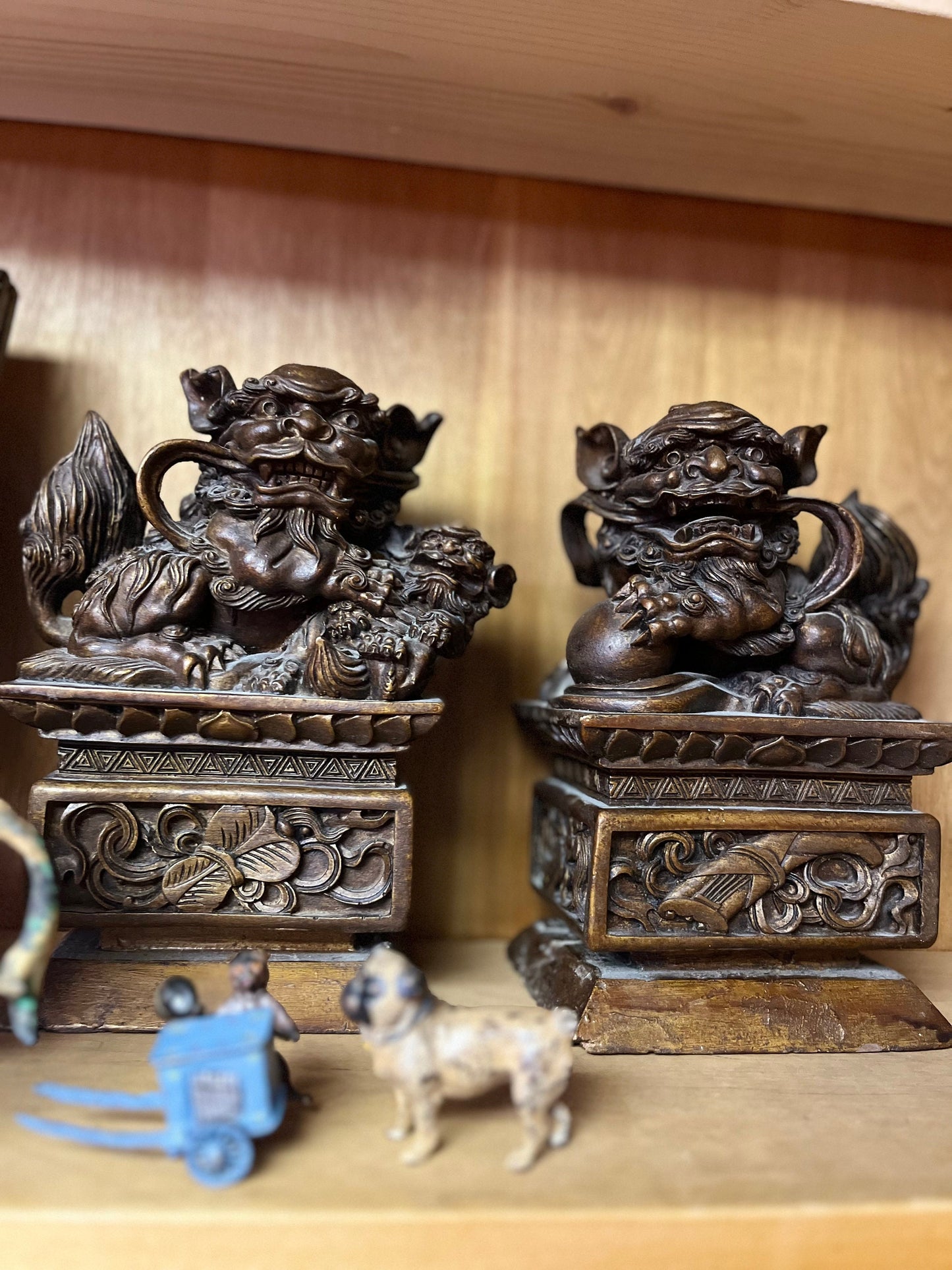 Authentic fabulous 2 inch long, Franz Bergman antique Austrian bronze of a pug dog great patina absolutely fabulous