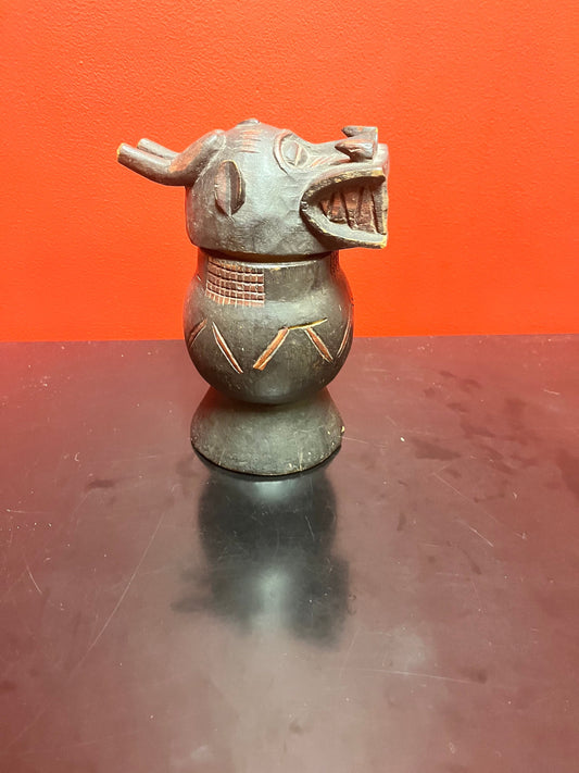 A  Fabulous rare antique African figural carved box   wonderful patina, and facial expression  beautiful piece of African history - 9