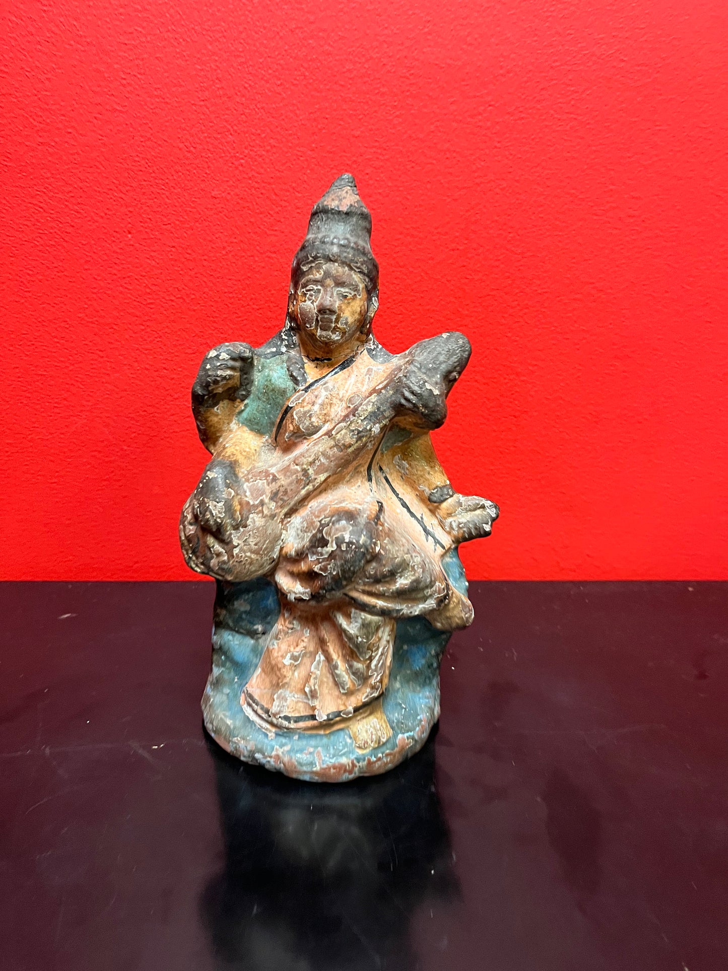 Stunning, rare museum quality, 10 inch high polychrome painted terra-cotta Chinese emperor   believed to be tang dynasty magical