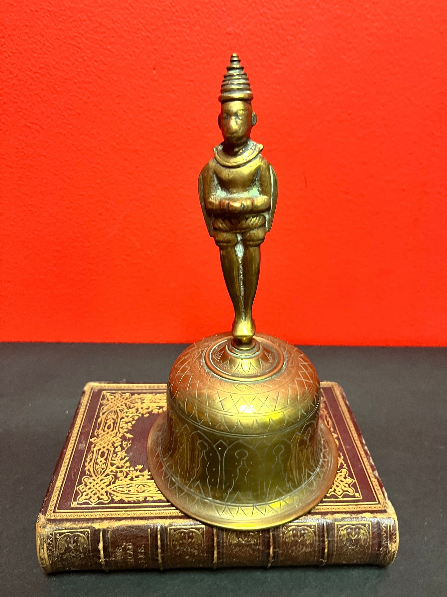 Lovely 7 inch tall heavy brass temple bell with great sound value priced