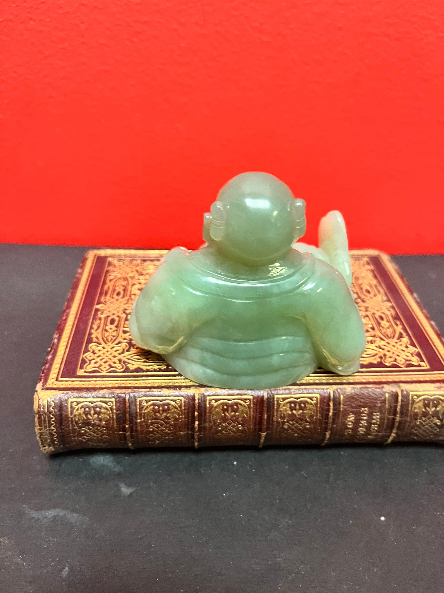 A Fabulous 3 inch high antique Chinese solid heavy jade statue of a Buddha great detail value priced
