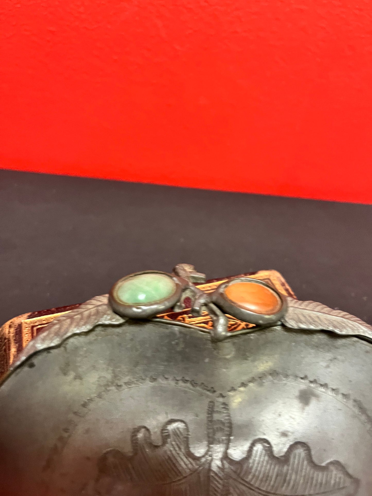 Beautiful 5 x 4 antique Chinese Puta ceremonial leaf dish with lovely cartouches
