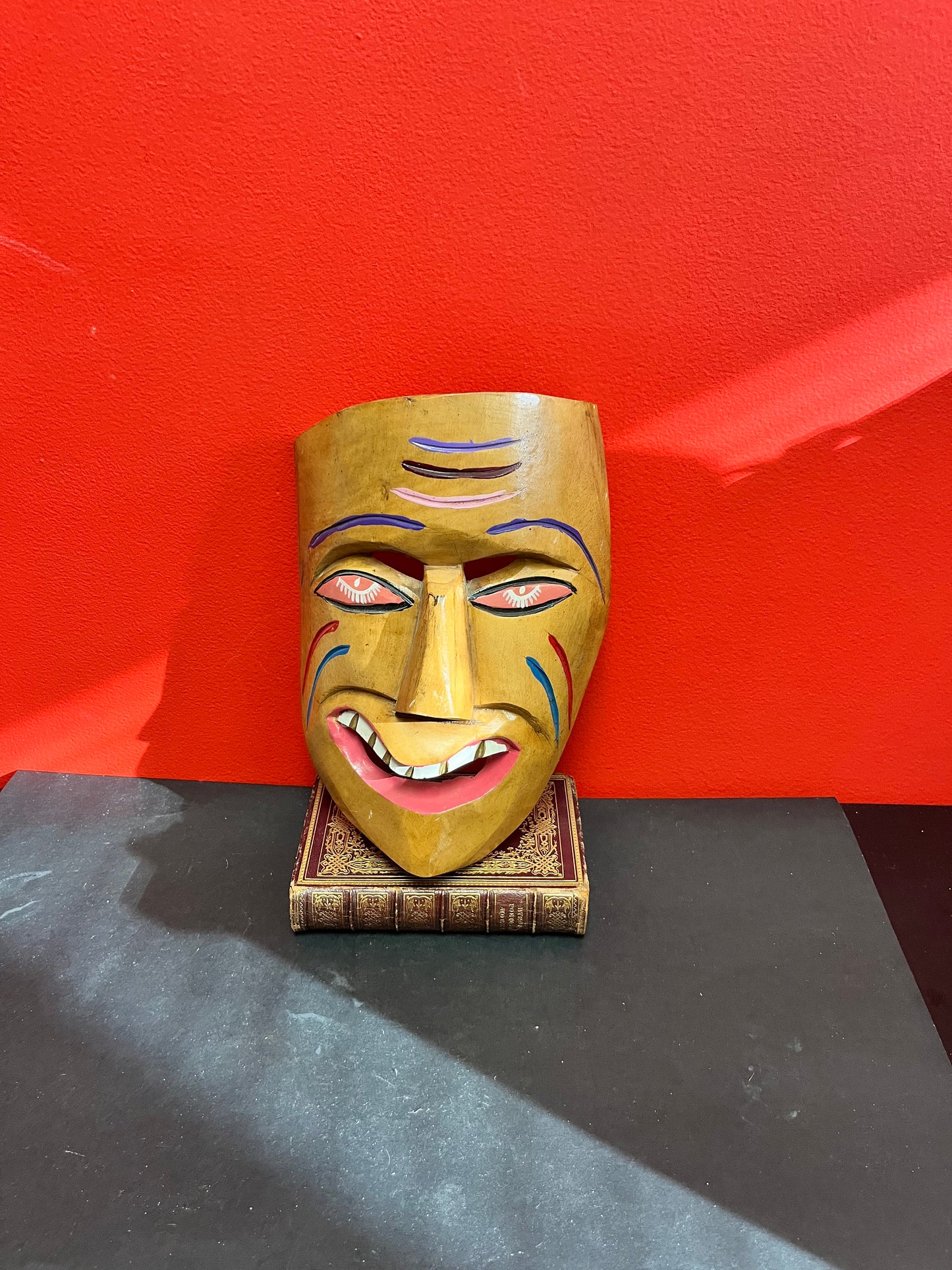Very unusual 10 x 7 Indigenous vintage mask