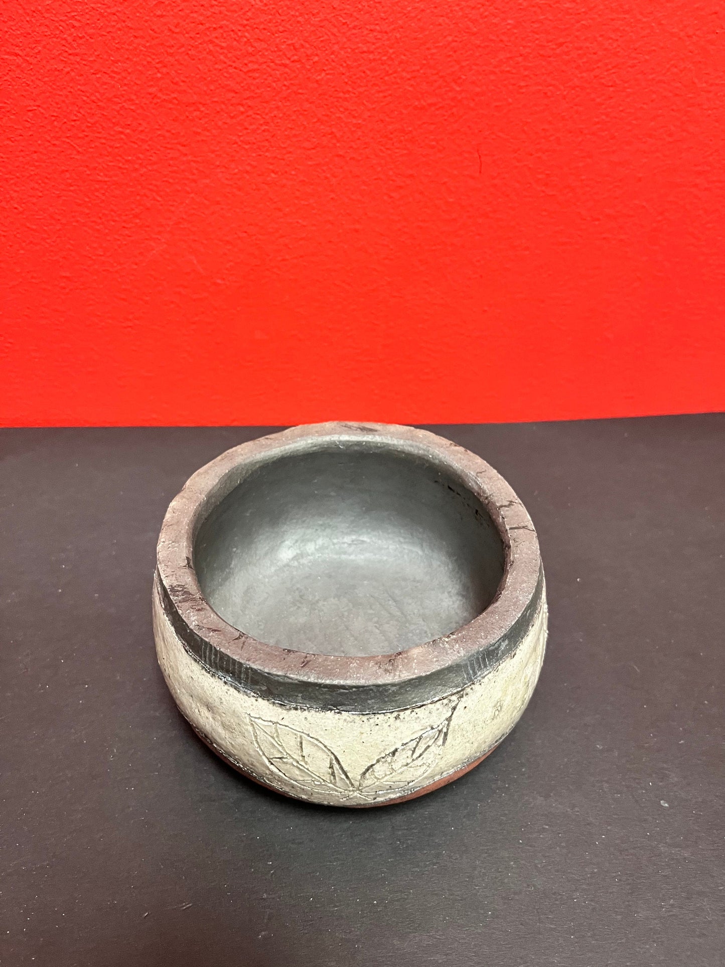 Unique 5 x 3 high early Navajo pottery bowl wonderful glaze and texture