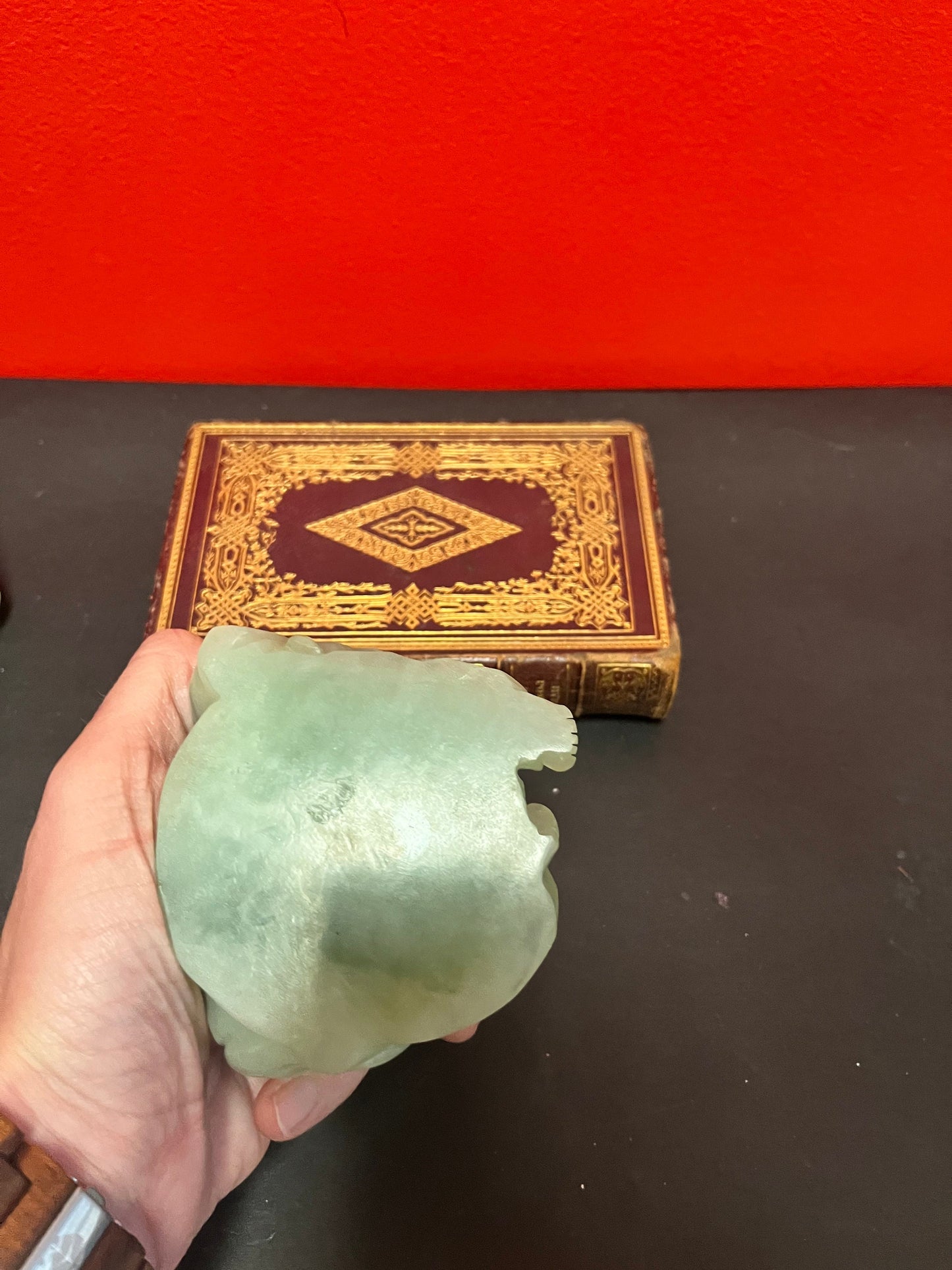 A Fabulous 3 inch high antique Chinese solid heavy jade statue of a Buddha great detail value priced