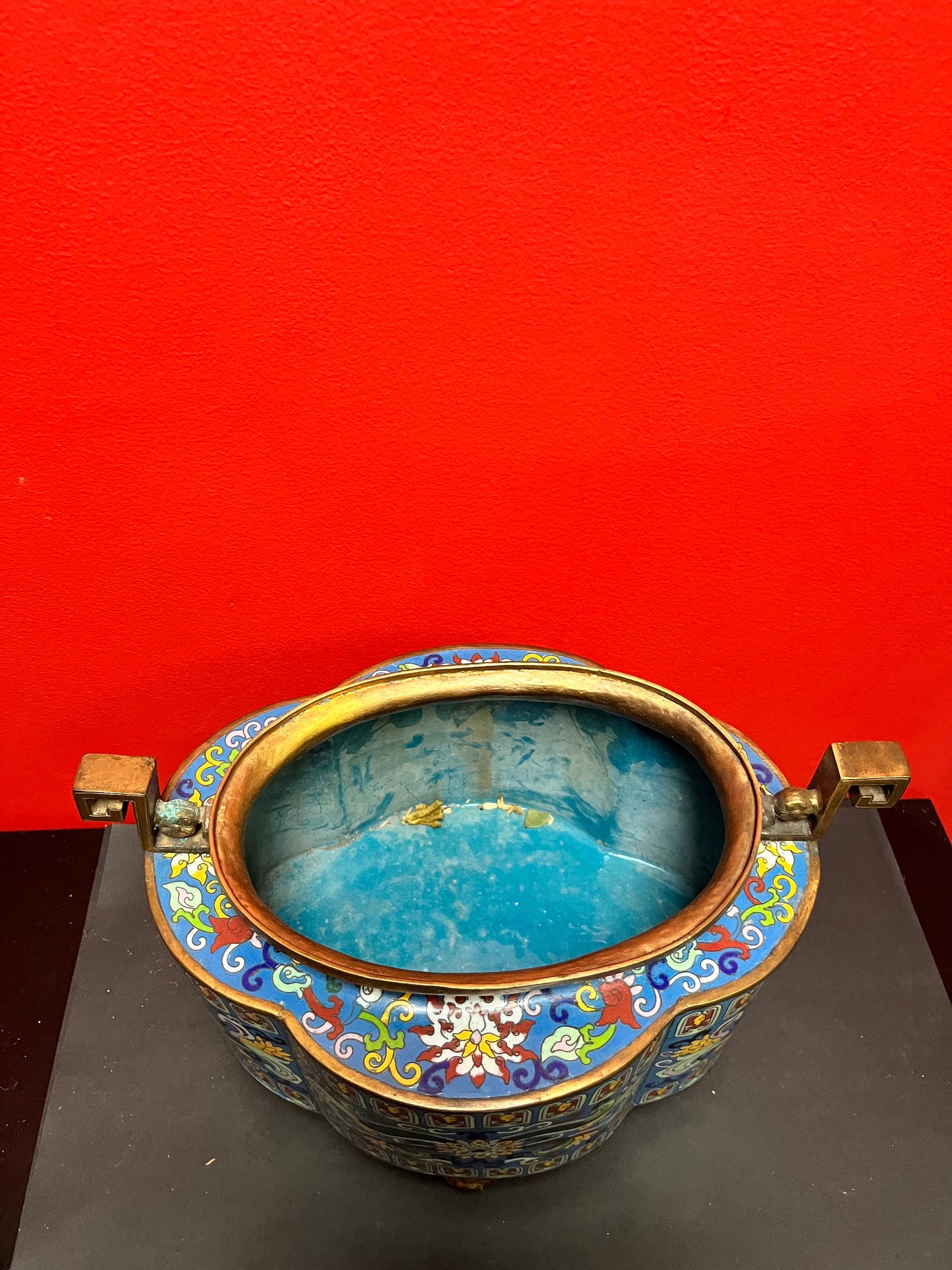 15 x 17 inch high stunning antique Chinese cloisonné and gilt lidded vessel with lid amazing condition and detail - wow