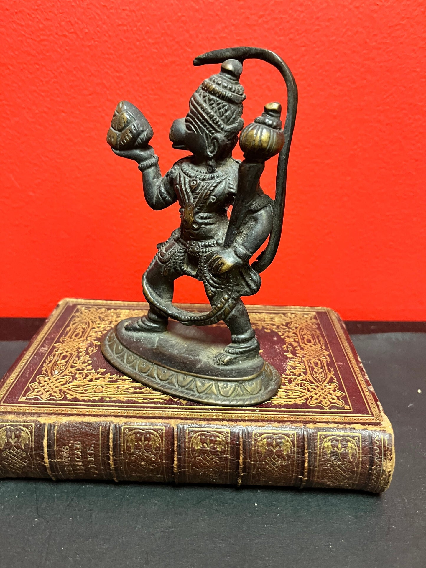 Stunning, heavy 19 century or earlier 5 1/2 inch monkey God bronze statue superb detail