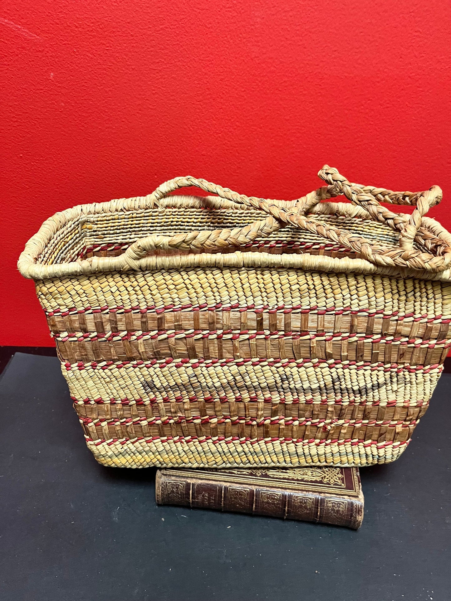 Museum quality 11 x 13 high indigenous first nations coast Salish basket with handles in mint condition wow