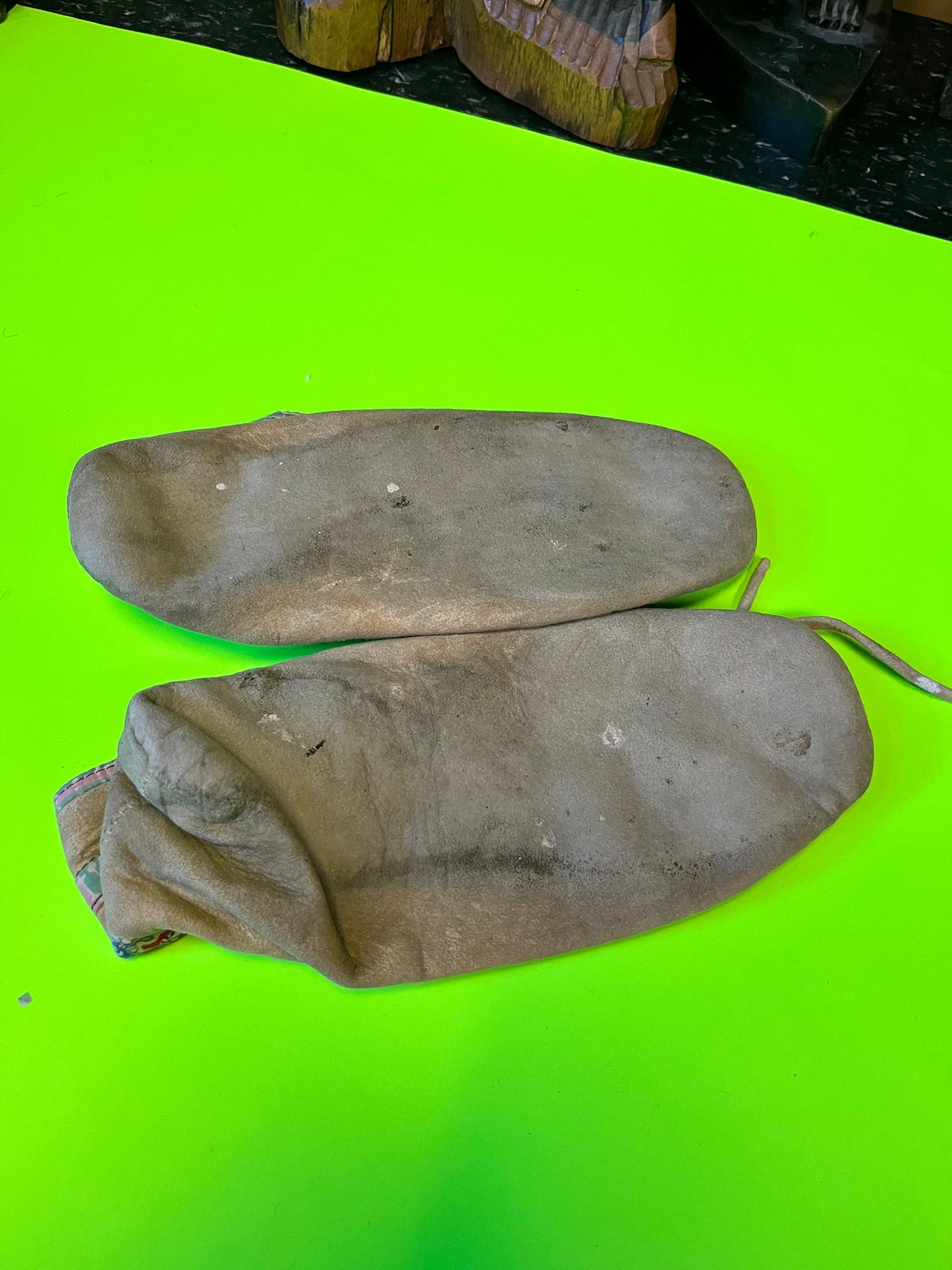 7 inch indigenous first nations antique leather and beaded moccasins lovely condition