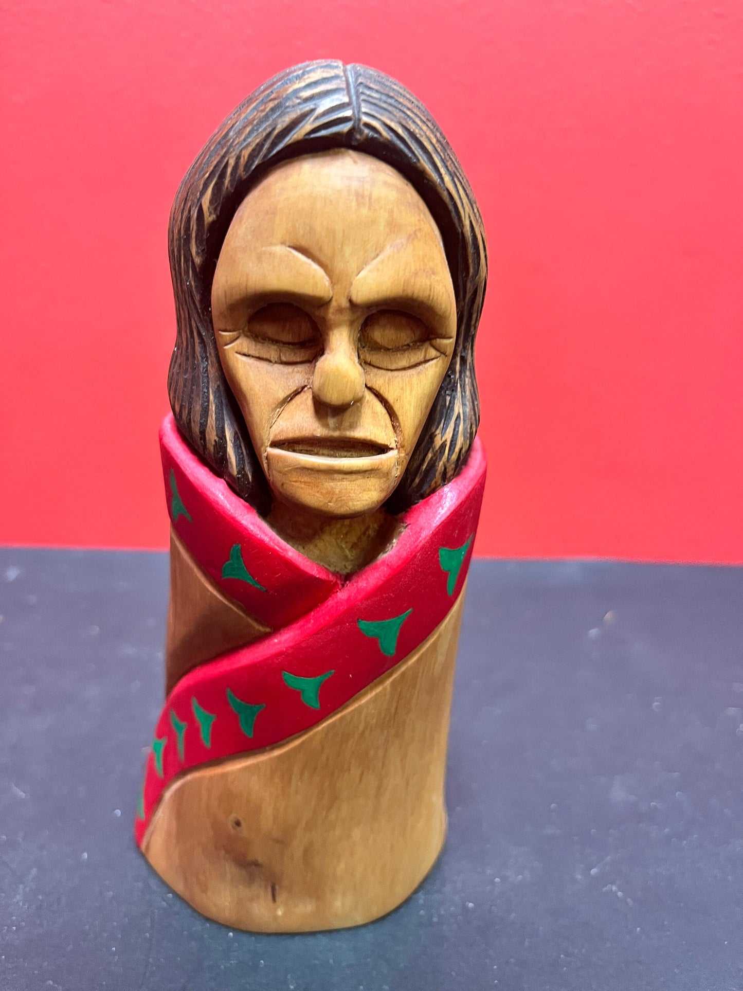 Fabulous and Unusual Indigenous first nations pacific northwest coast, signed 7 inch high statue of an indigenous person - wow wow