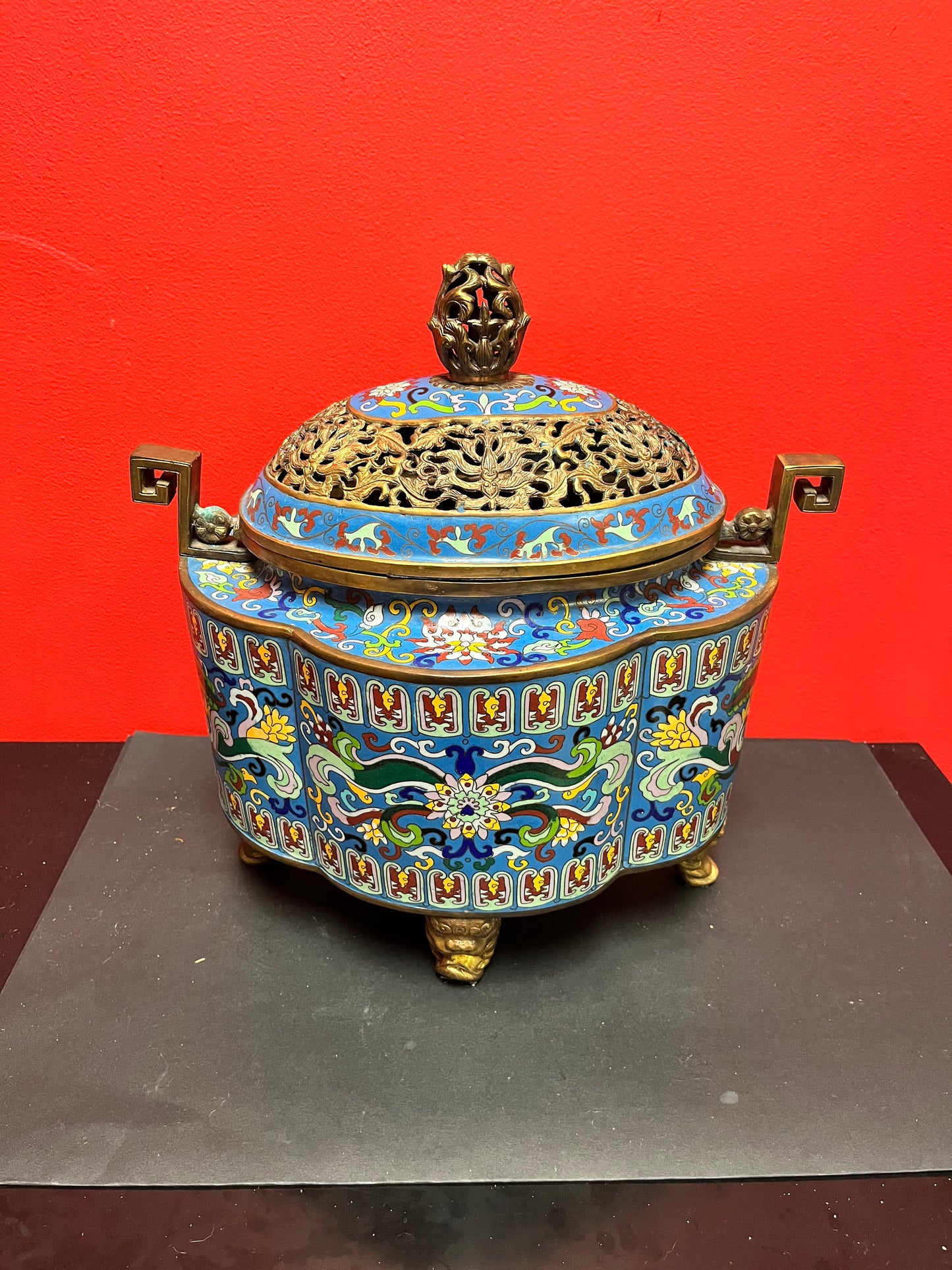 15 x 17 inch high stunning antique Chinese cloisonné and gilt lidded vessel with lid amazing condition and detail - wow