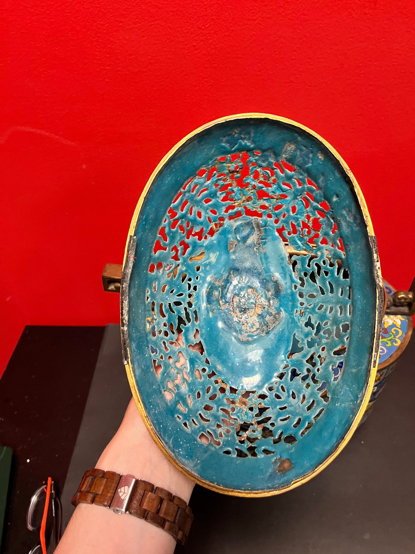 15 x 17 inch high stunning antique Chinese cloisonné and gilt lidded vessel with lid amazing condition and detail - wow