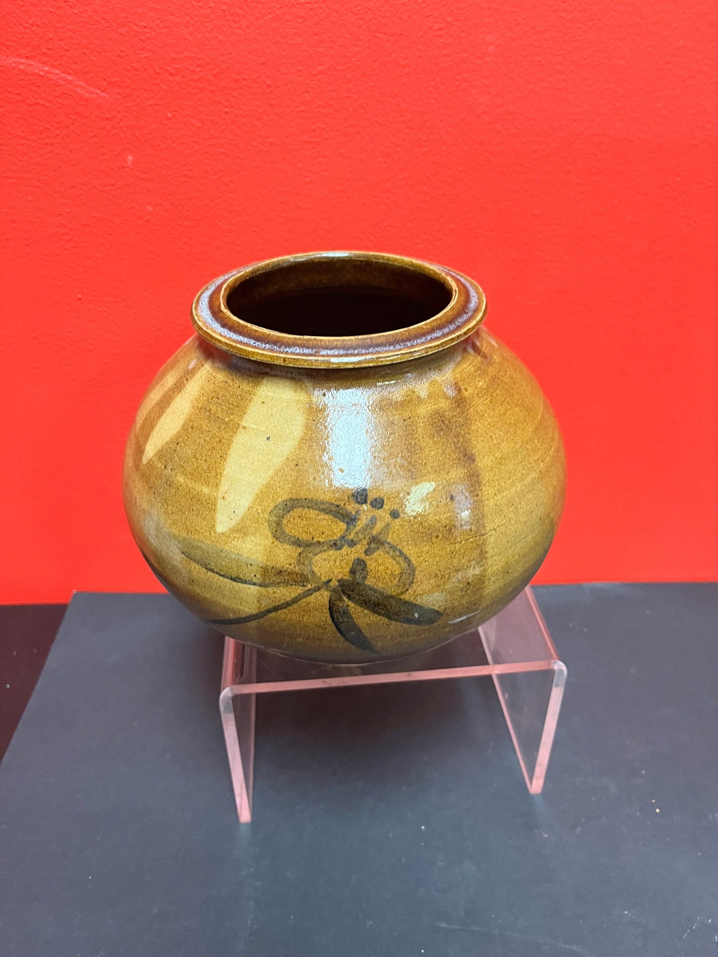 Lovely Canadian Japanese inspired pottery vessel or vase spectacular glaze, signed 8 inches high