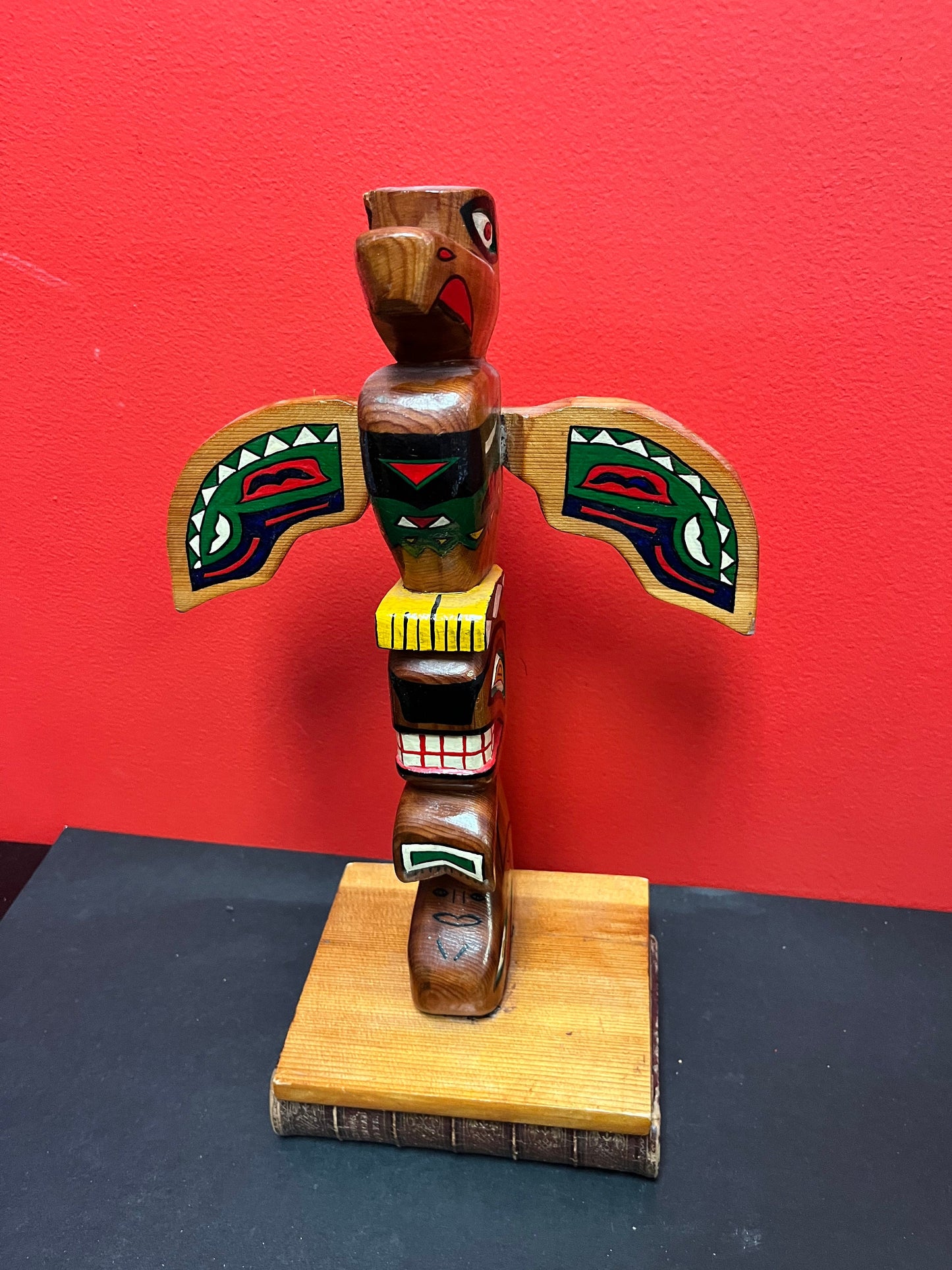 Fabulous 13 x 9 authentic indigenous first nations 1950s  Kamloops polychrome totem  wonderful craftsmanship