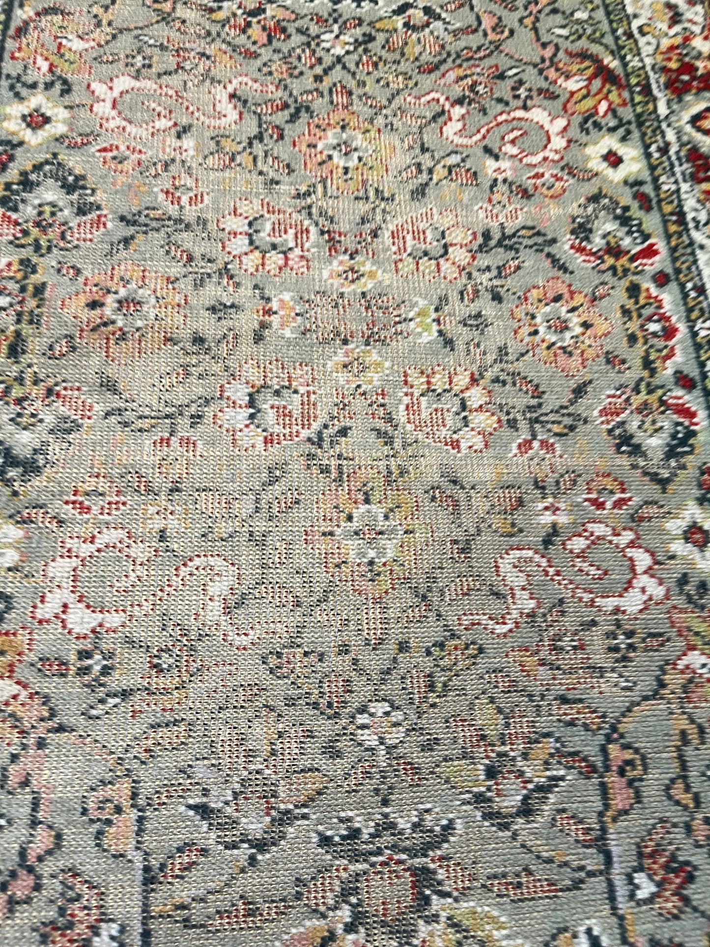 3 x 2 Persian wool prayer mat or small rug in antique condition spectacular