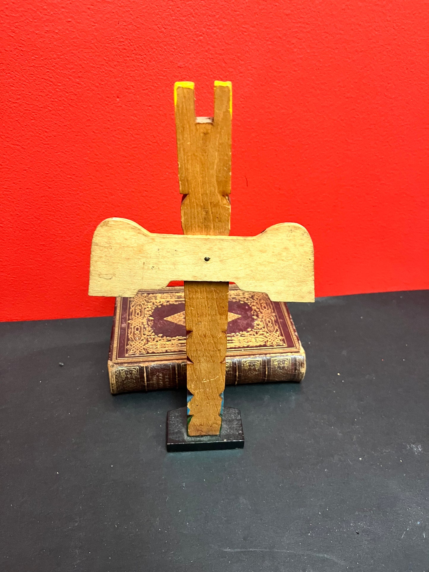 10 x 6 inch 1950s indigenous first nations pacific north west coast polychrome folk art totem pole with wings  cool historical piece