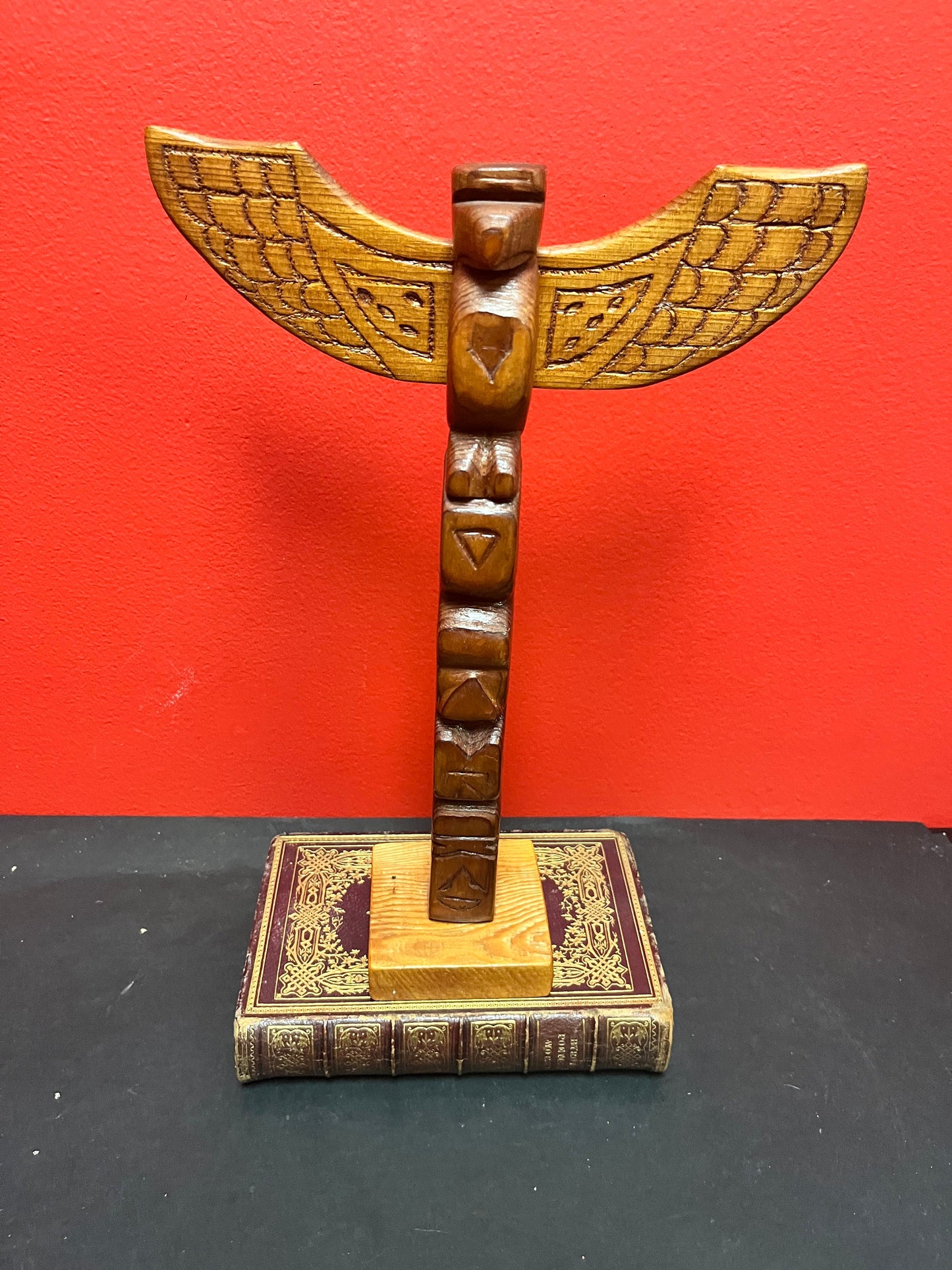 8 x 12 tall unsigned primitive beautiful totem pole