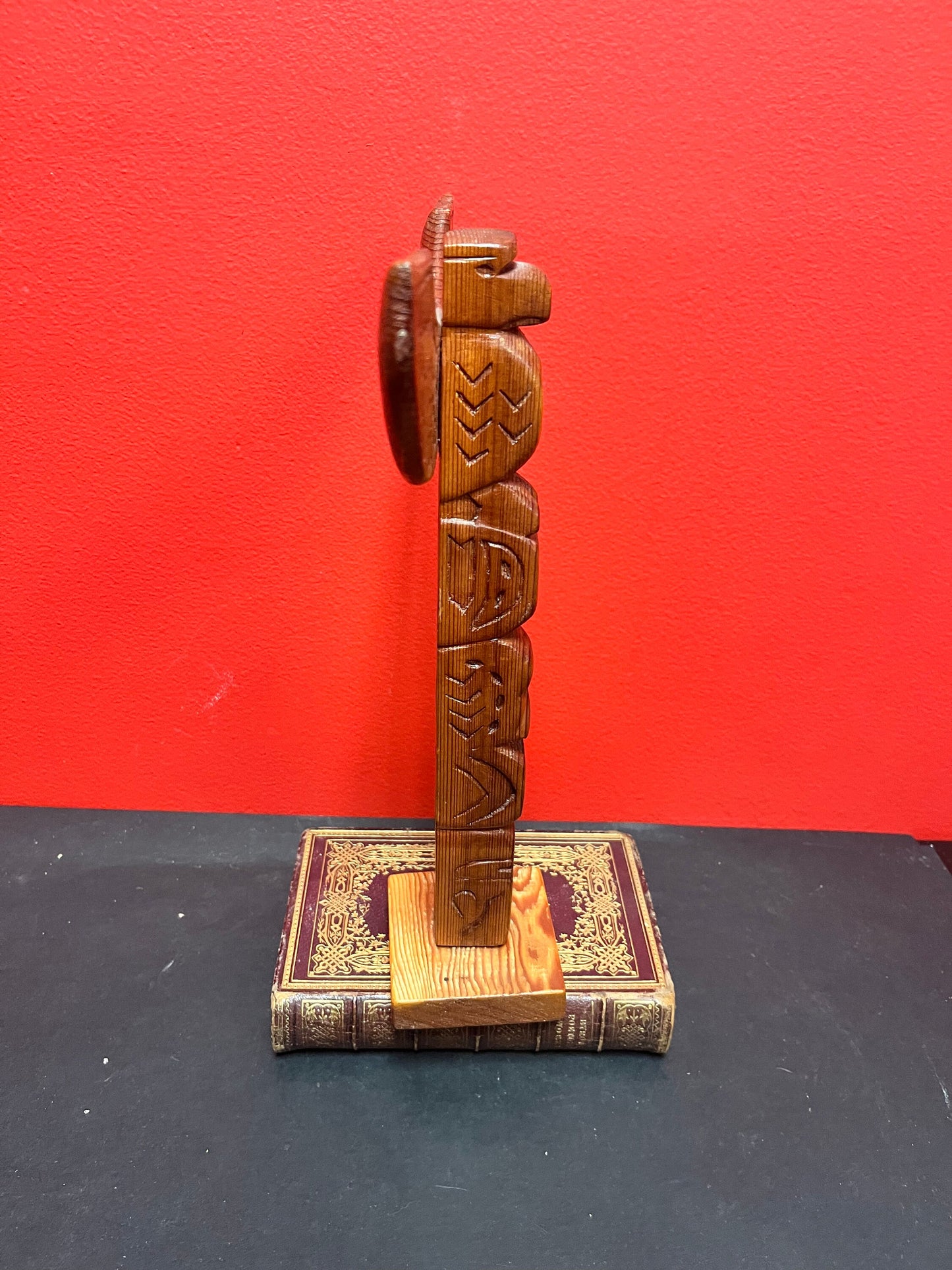 8 x 12 tall unsigned primitive beautiful totem pole