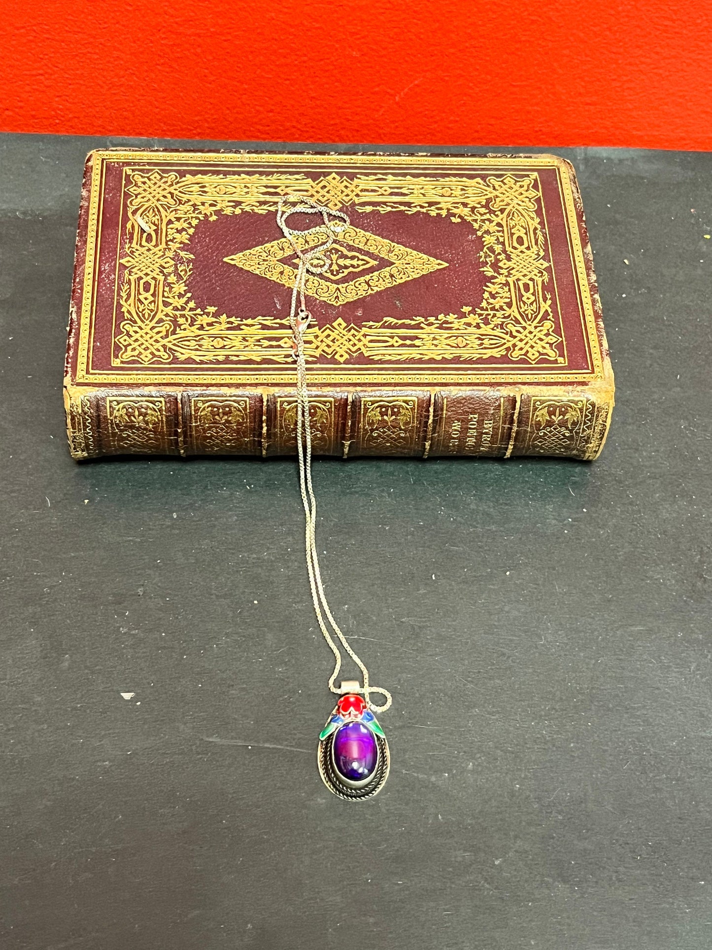 Beautiful, small Chinese sign d sterling and enamel pendant with amethyst comes with silver chain
