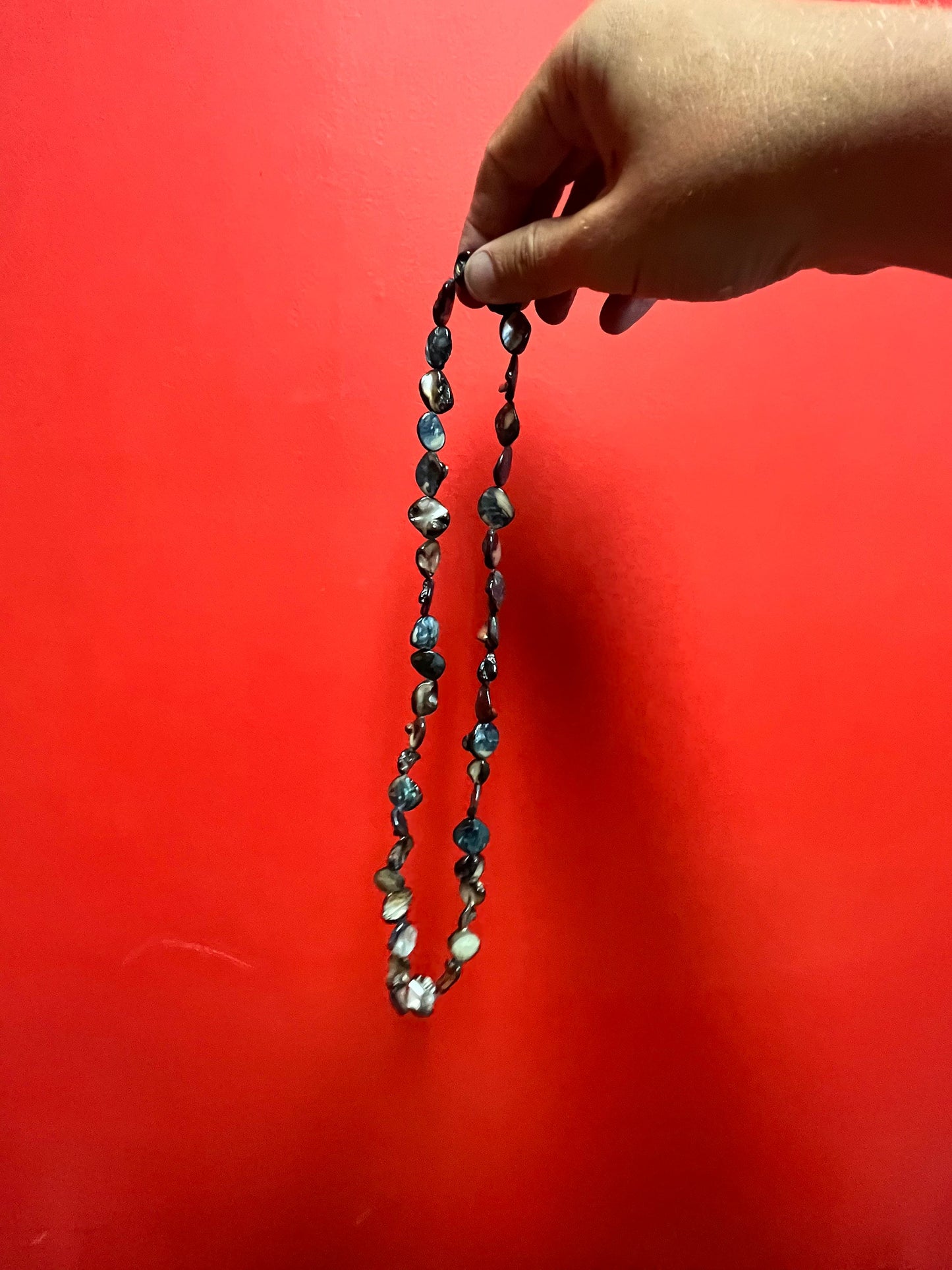 Approximately 26 inch beautiful shell necklace with matching bracelet — great gifts, and Super value