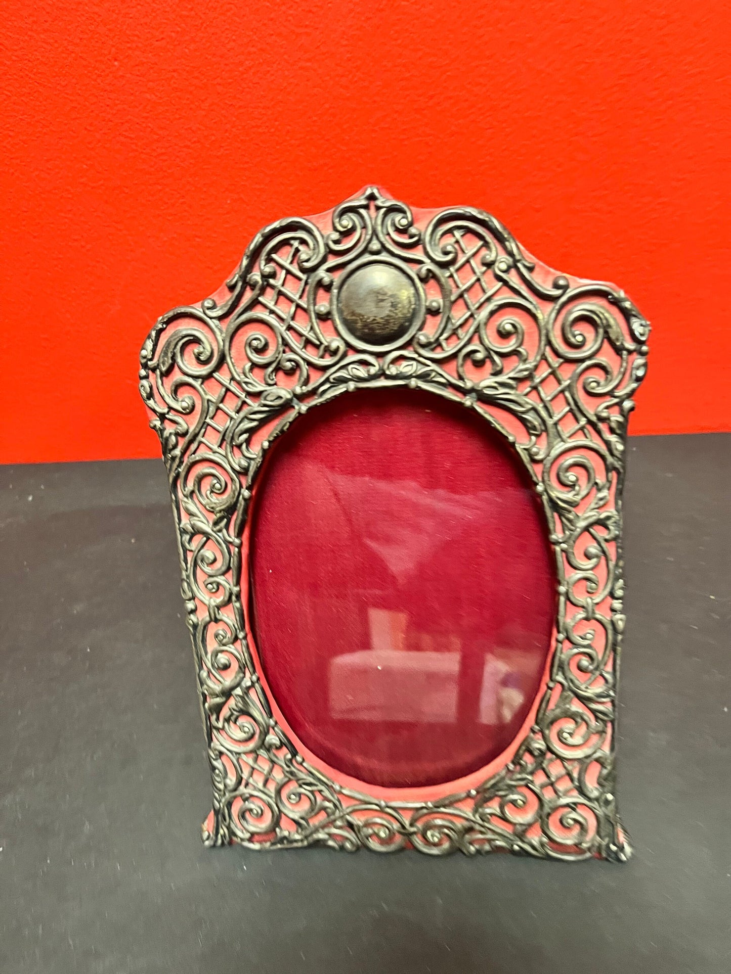 Stunning antique English sterling frame 9 x 6 to fit a 4 x 6 picture wonderful detail