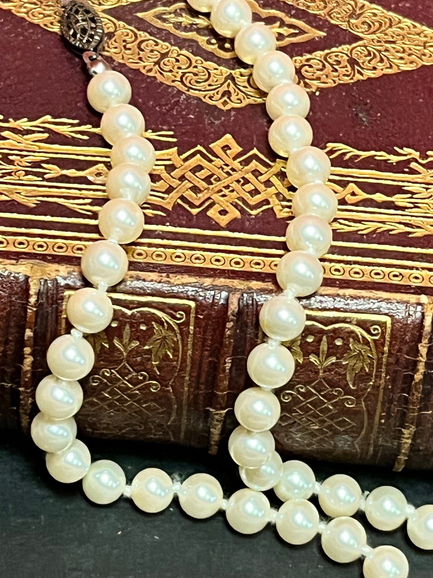 Approx 18 inch pearl necklace great value perfect gift