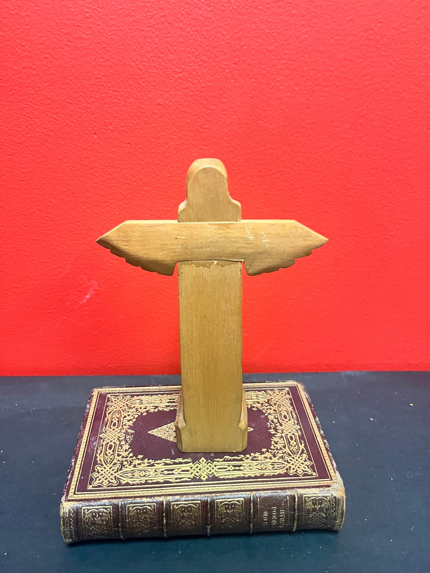 A Lovely older 8 inch indigenous first nations pacific northwest coast cedar eagle to bear transformation totem pole great detail
