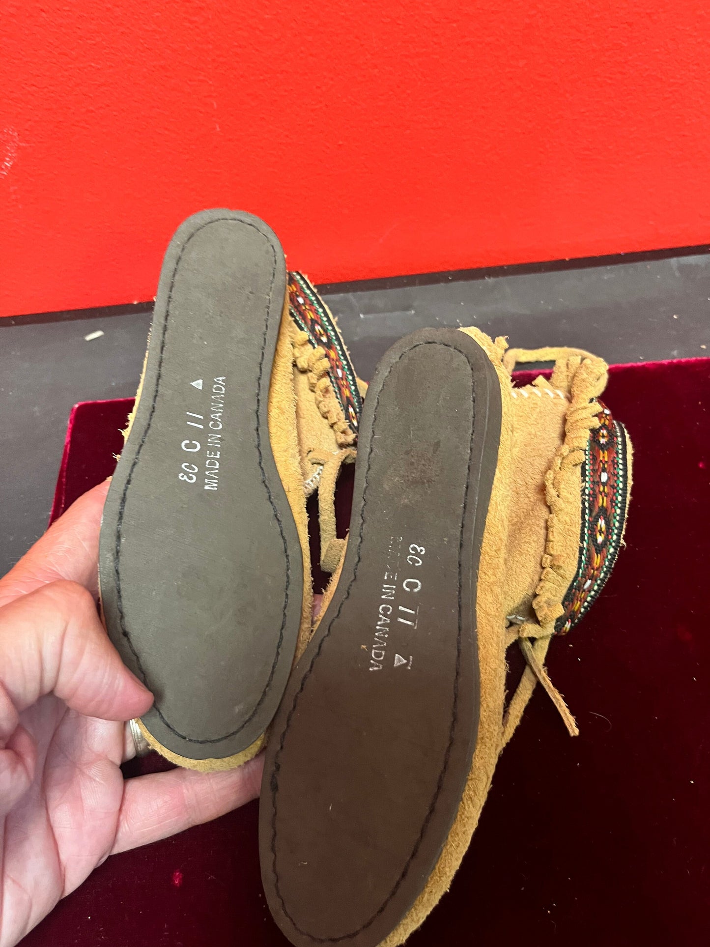 A Lovely Canadian leather and beaded 7.5 inch long indigenous moccasins Great condition