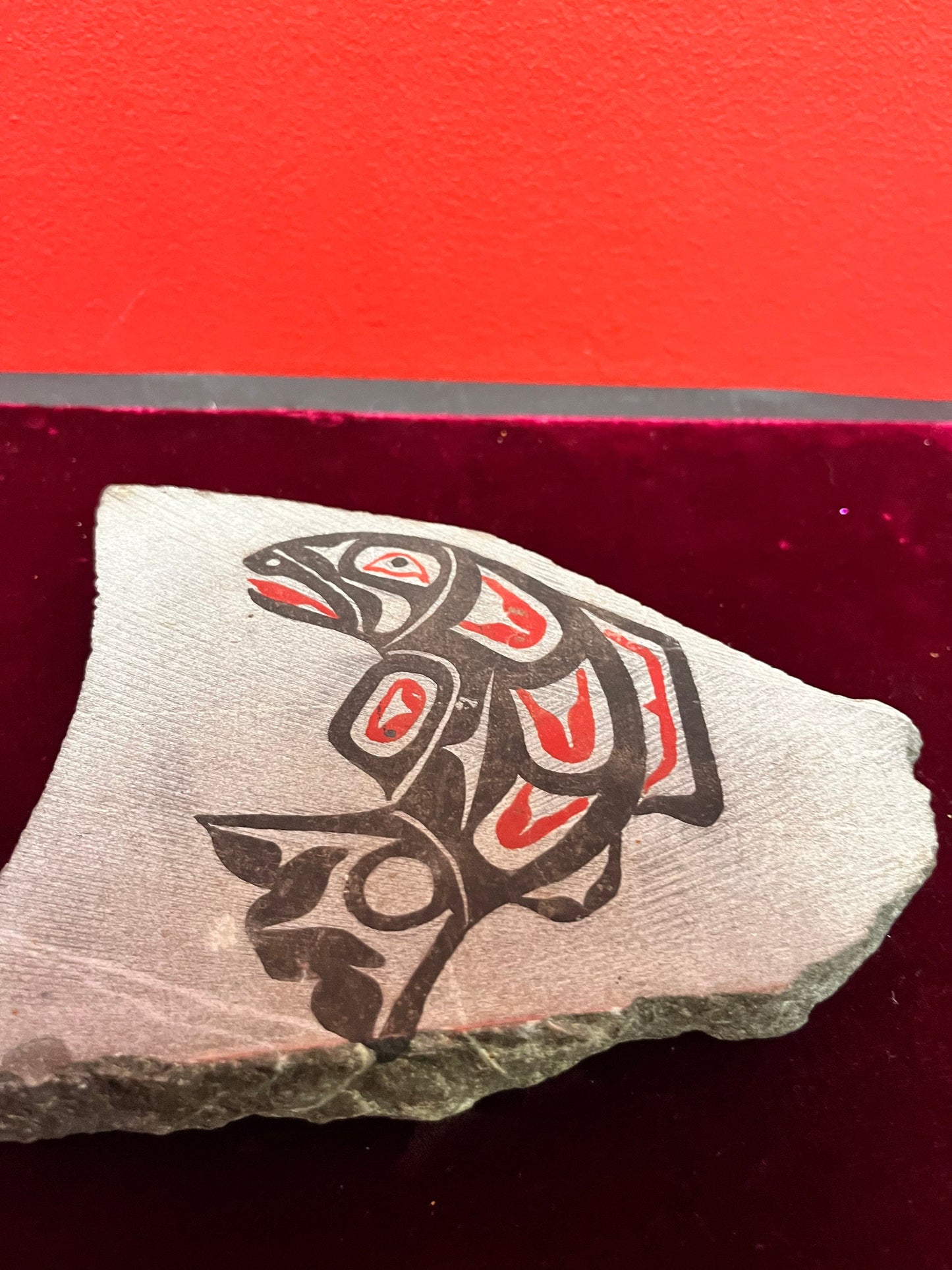 Fantastic indigenous first nations pacific northwest coast signed 6 inch painted rock  really cool  jumping fish