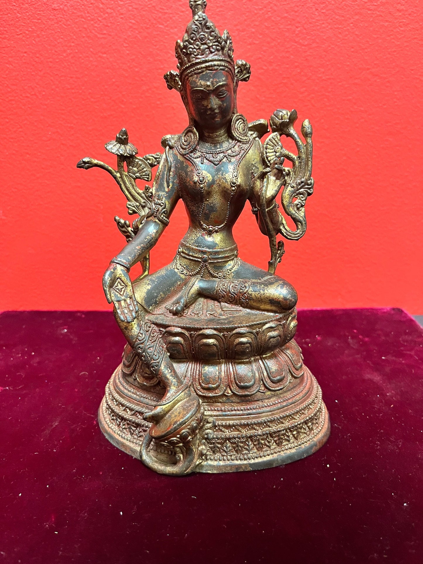 8.5 inch rare museum quality Thai bronze Buddha wonderful Condition and Patina Stunning piece 18th century