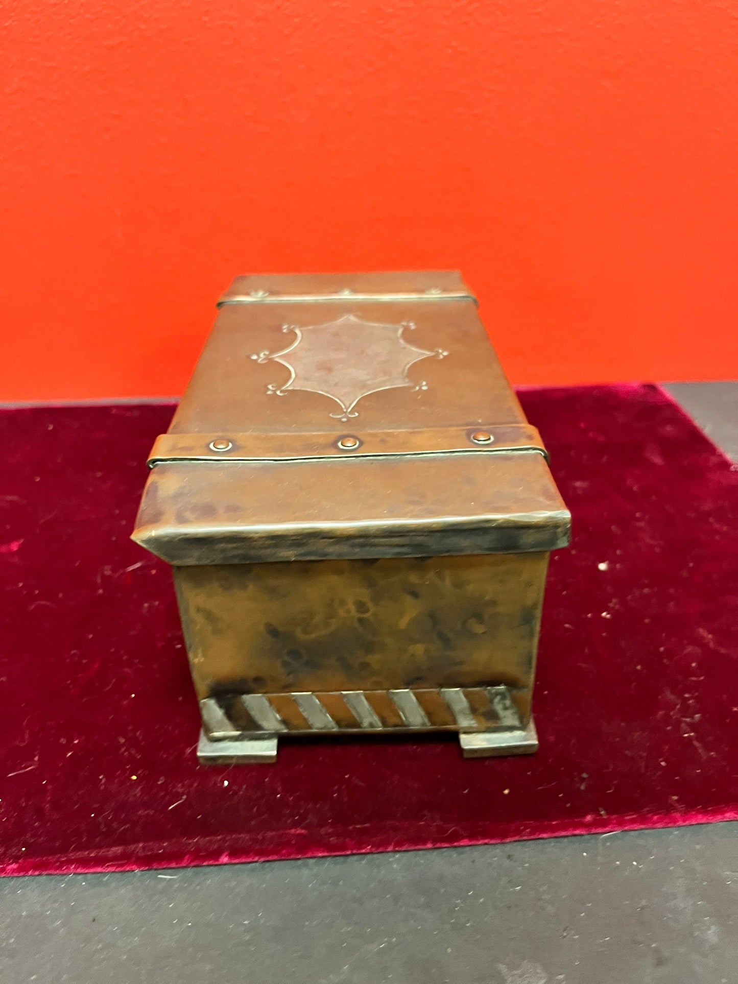 A Stunning English arts and crafts copper and silver inkwell set ! Fabulous conditioning quality