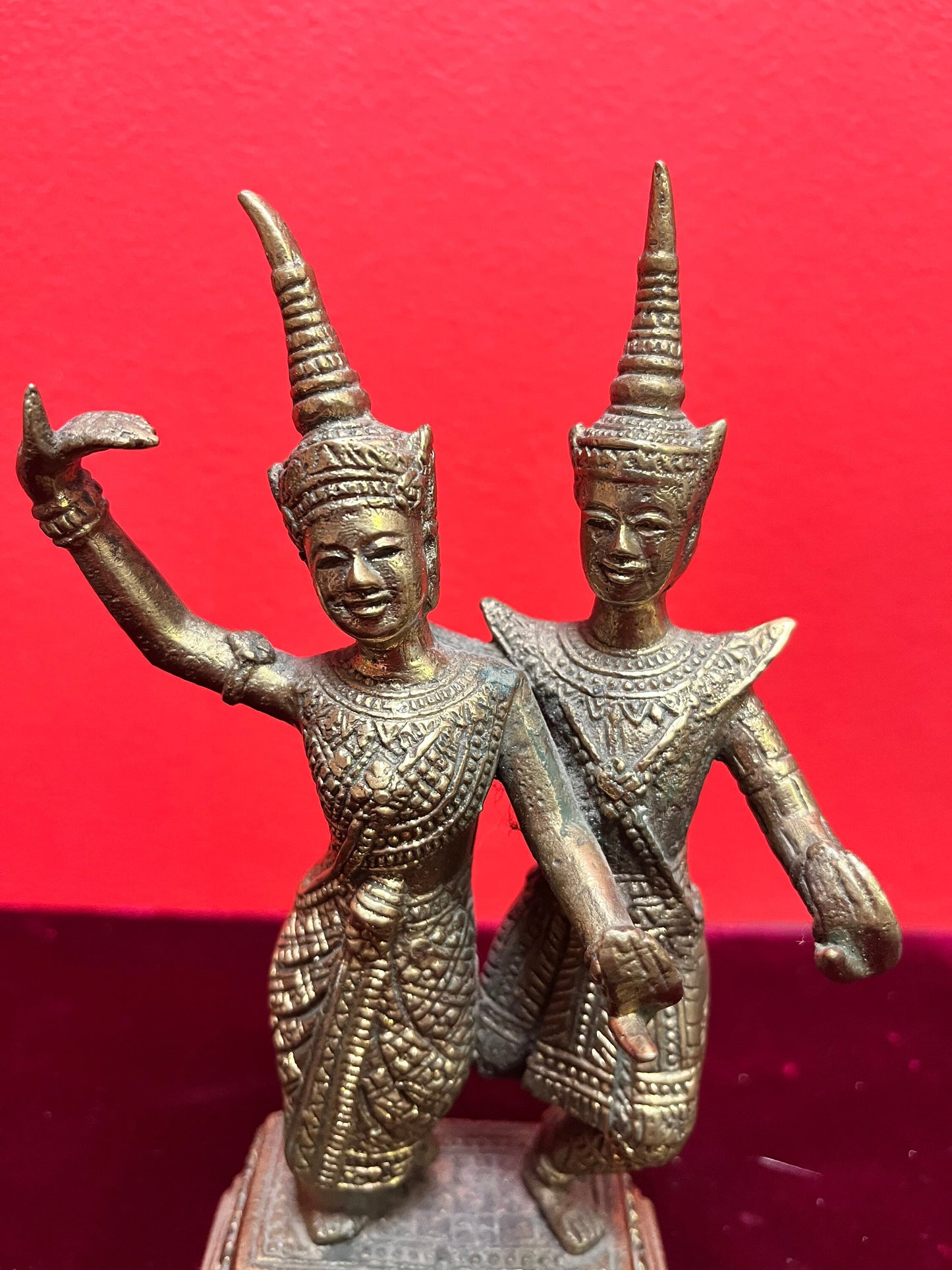 8 inch tall antique Southeast Asian heavy brass statue of ceremonial dancers beauty