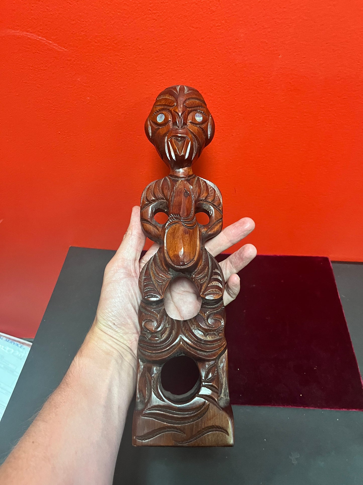Vintage 14 inch high Māori statue with abalone eyes great condition and amazing look