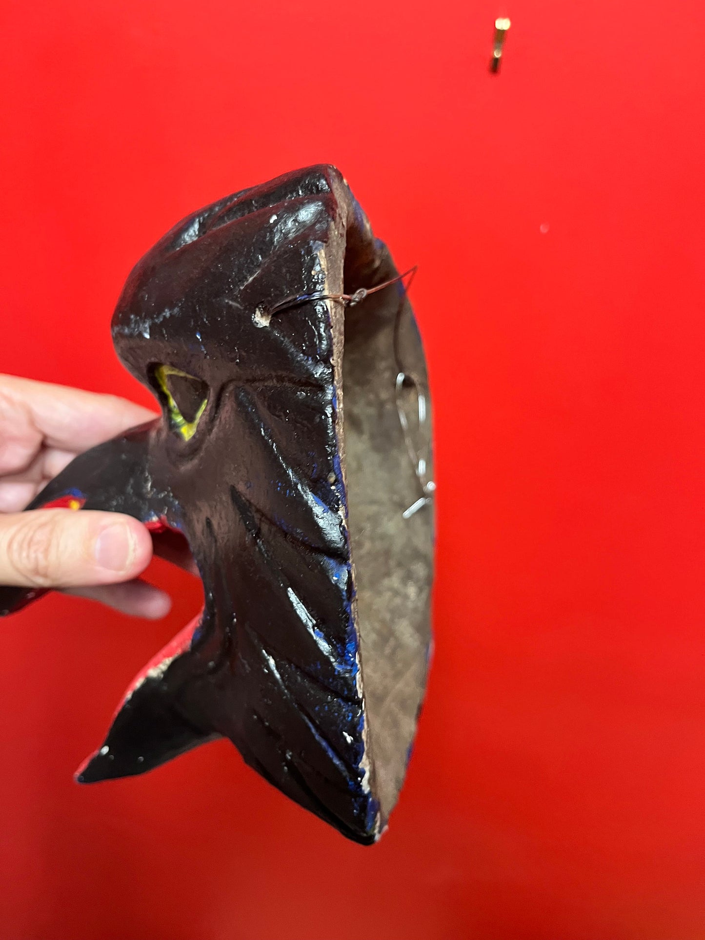 Unique 8 inch tall primitive painted wooden crow mask great decoration