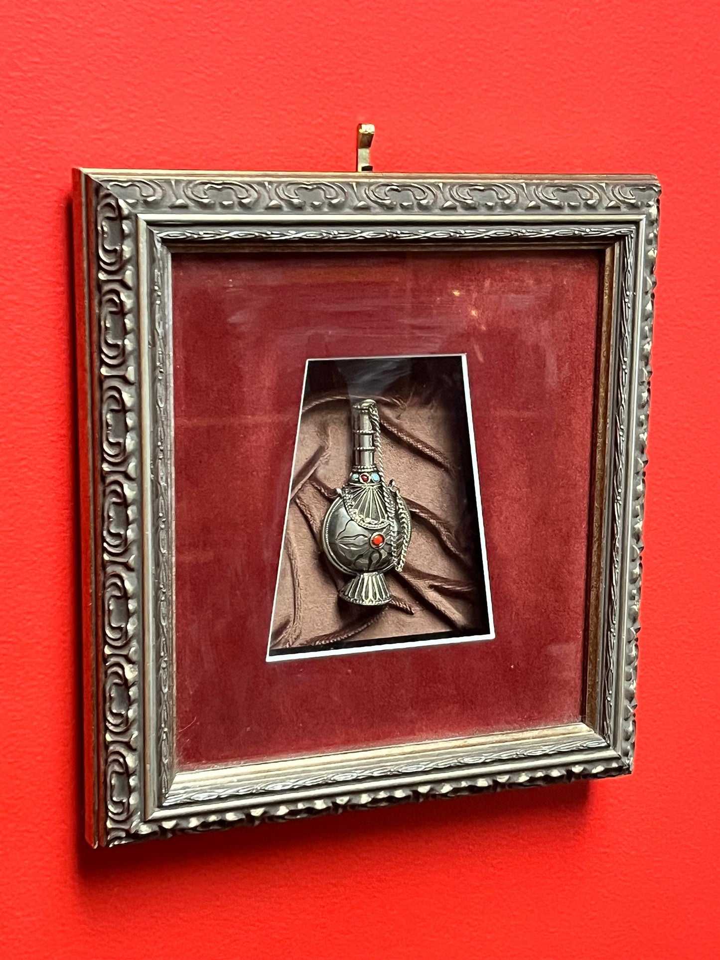 11 inch framed Tibetan snuff bottle   fancy