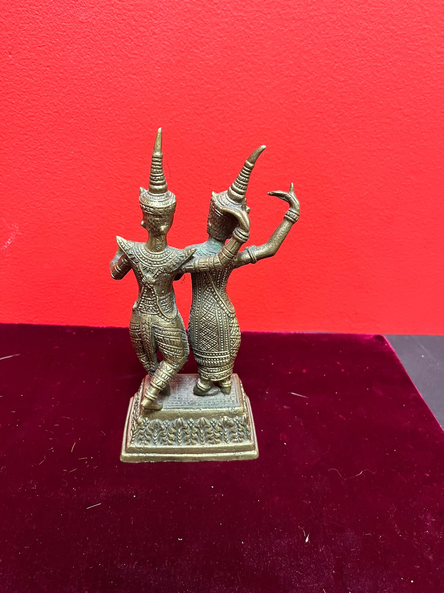 8 inch tall antique Southeast Asian heavy brass statue of ceremonial dancers beauty